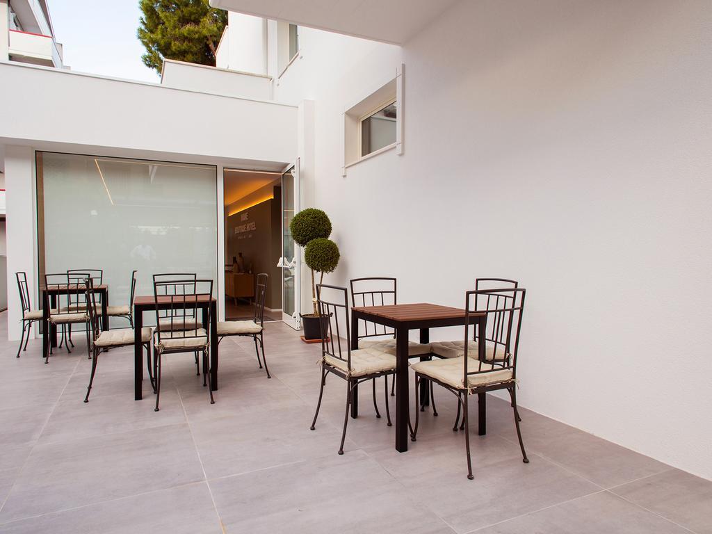Mane Boutique Hotel Roseto Degli Abruzzi Exteriör bild